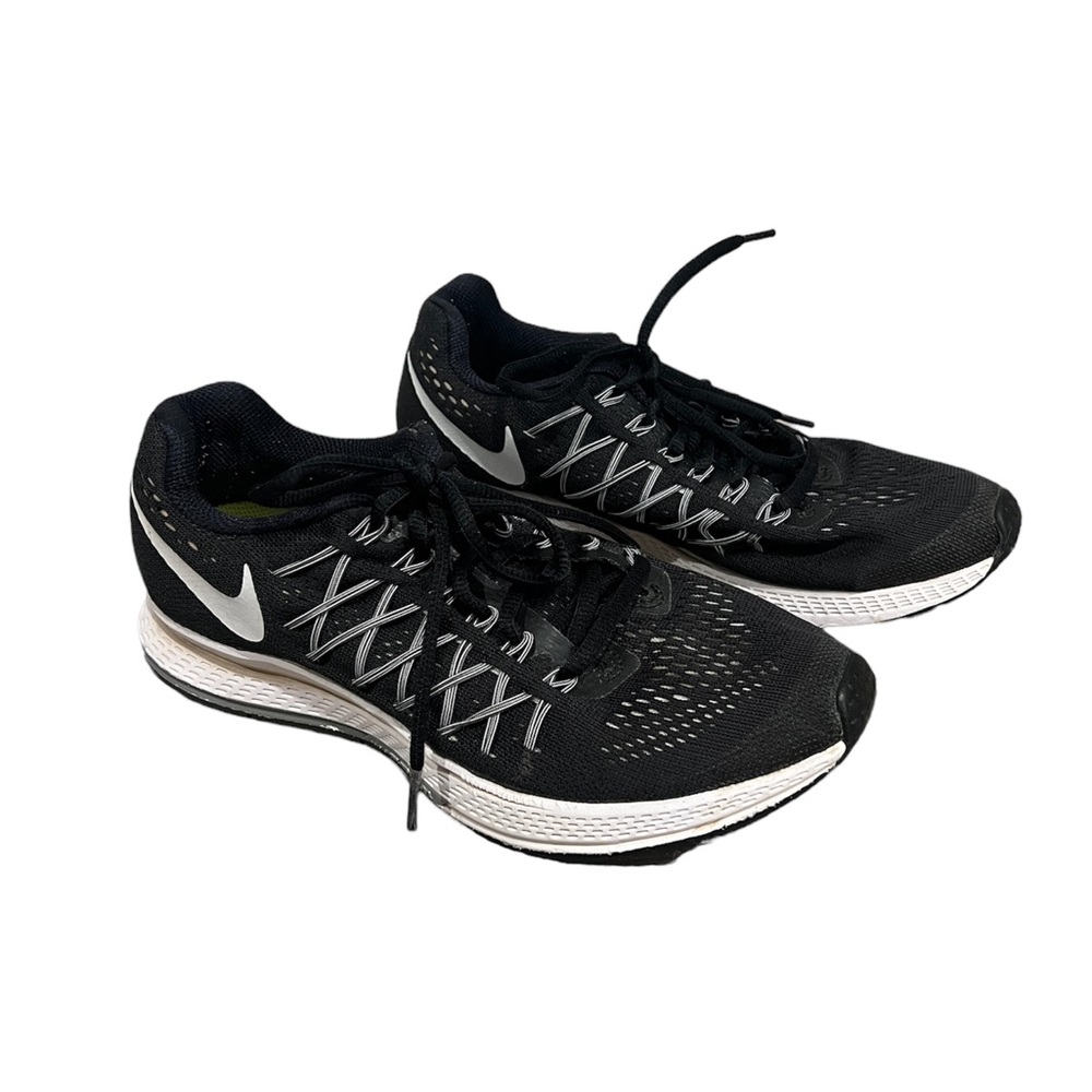 Women’s Nike Black Air Zoom Pegasus Shoes (Size 7.5)
